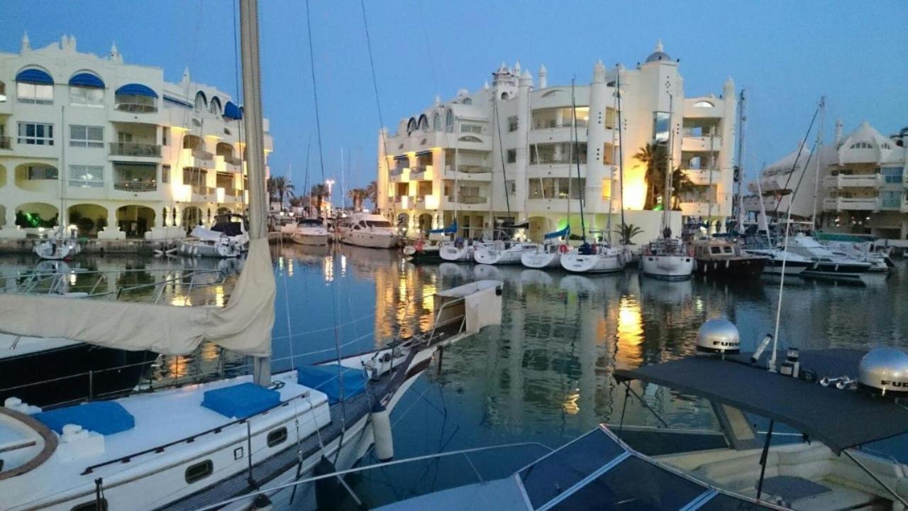 Benalbeach Playa Suite Benalmadena Exterior photo