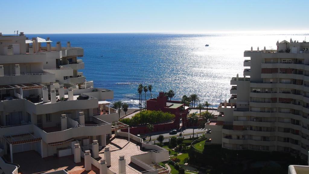 Benalbeach Playa Suite Benalmadena Exterior photo